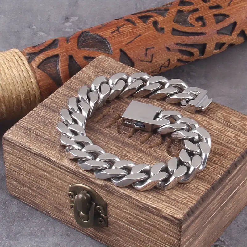 bracelet-traingle-2